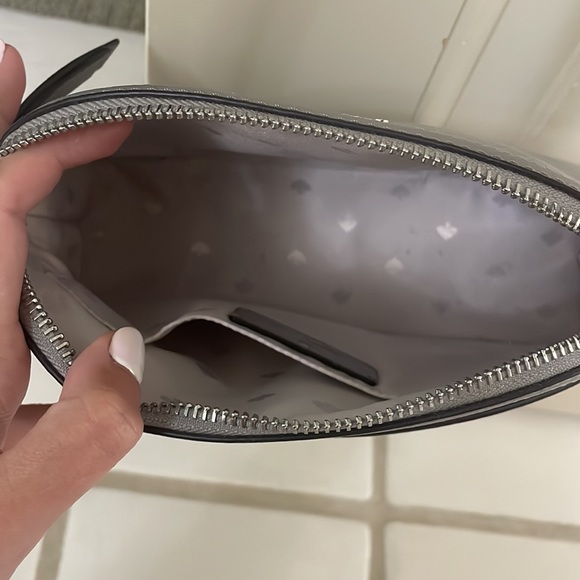 Kate Spade Purse - Picture 4 of 5
